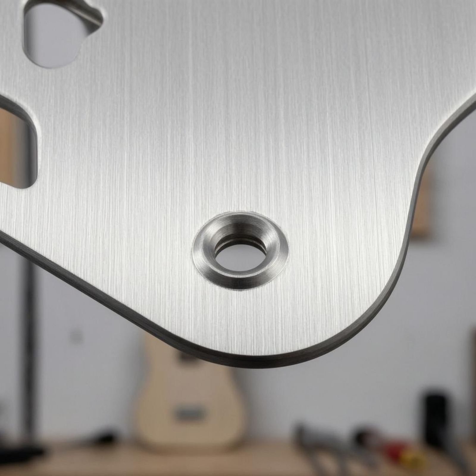 Electric Guitar Pickguard Alum - مراجعة Musical Instruments وسعره