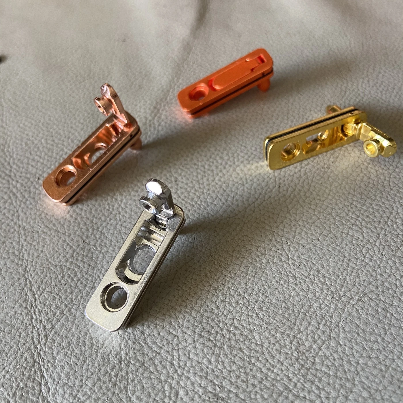 Wholesale 10pcs Alloy Fuel Oil - مراجعة Musical Instrument Zither وسعره